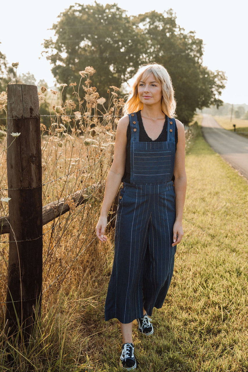 Dilsi Handwoven Cotton Overalls in Navy - M