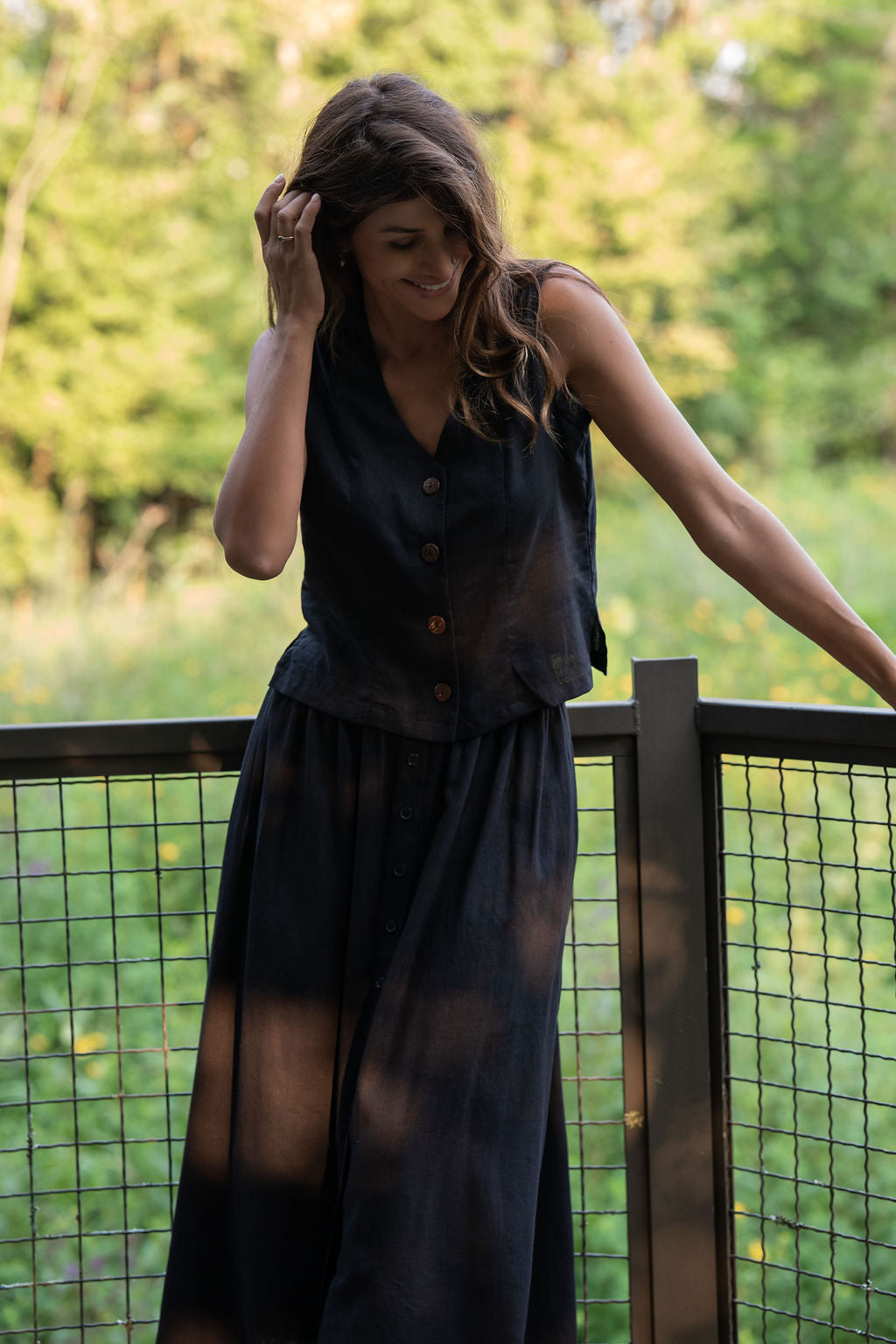Perry Gathered Midi Skirt in Black Linen - XL Left