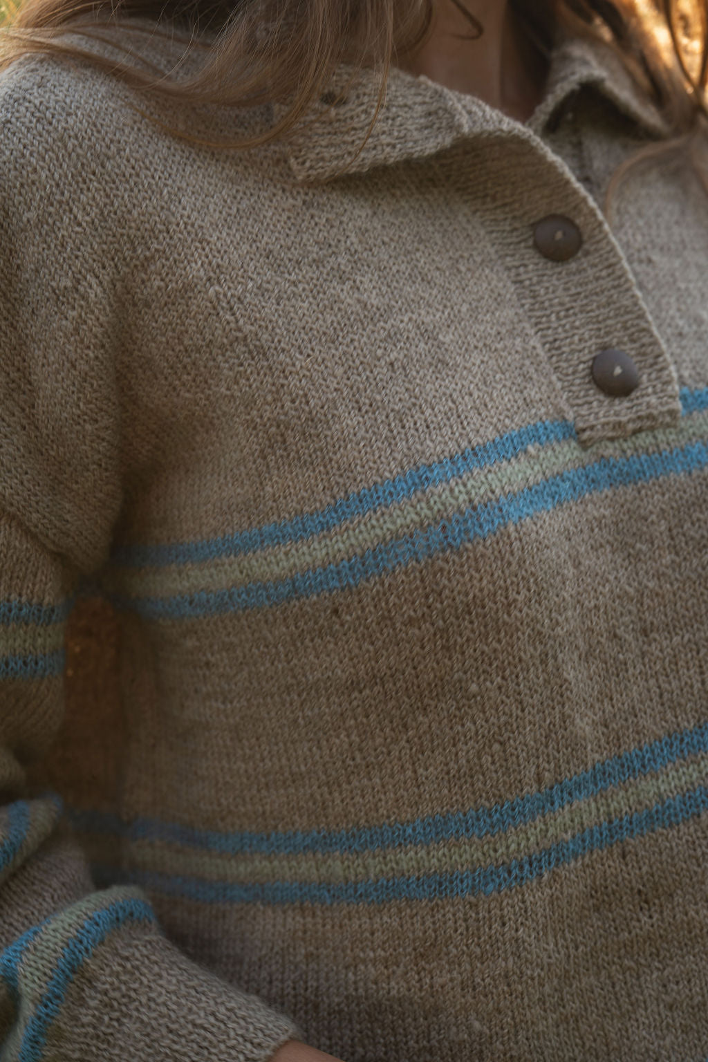 Imogene Oversized Wool Henley in Beige and Blue XS Sample