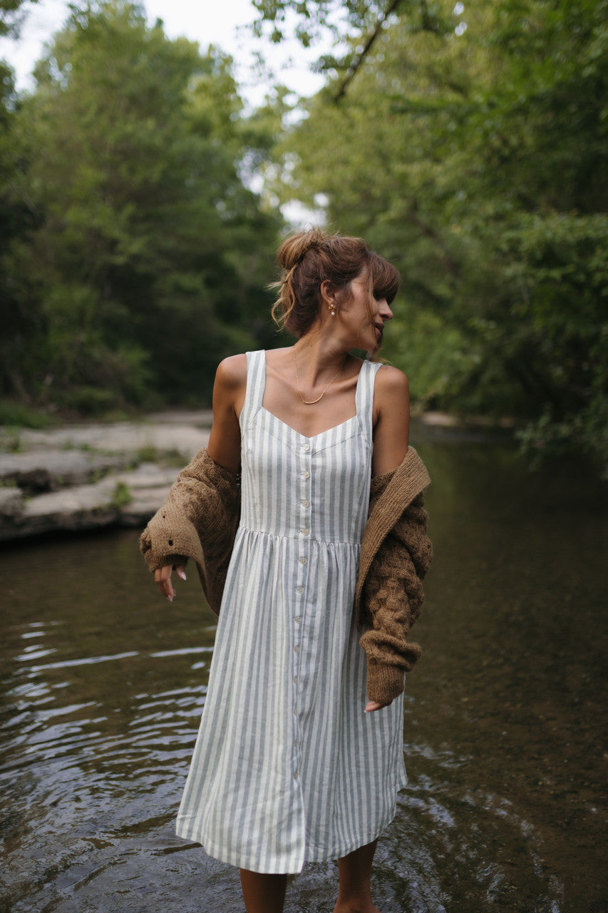 Quinn Wool Cardigan in Light Brown - M Left