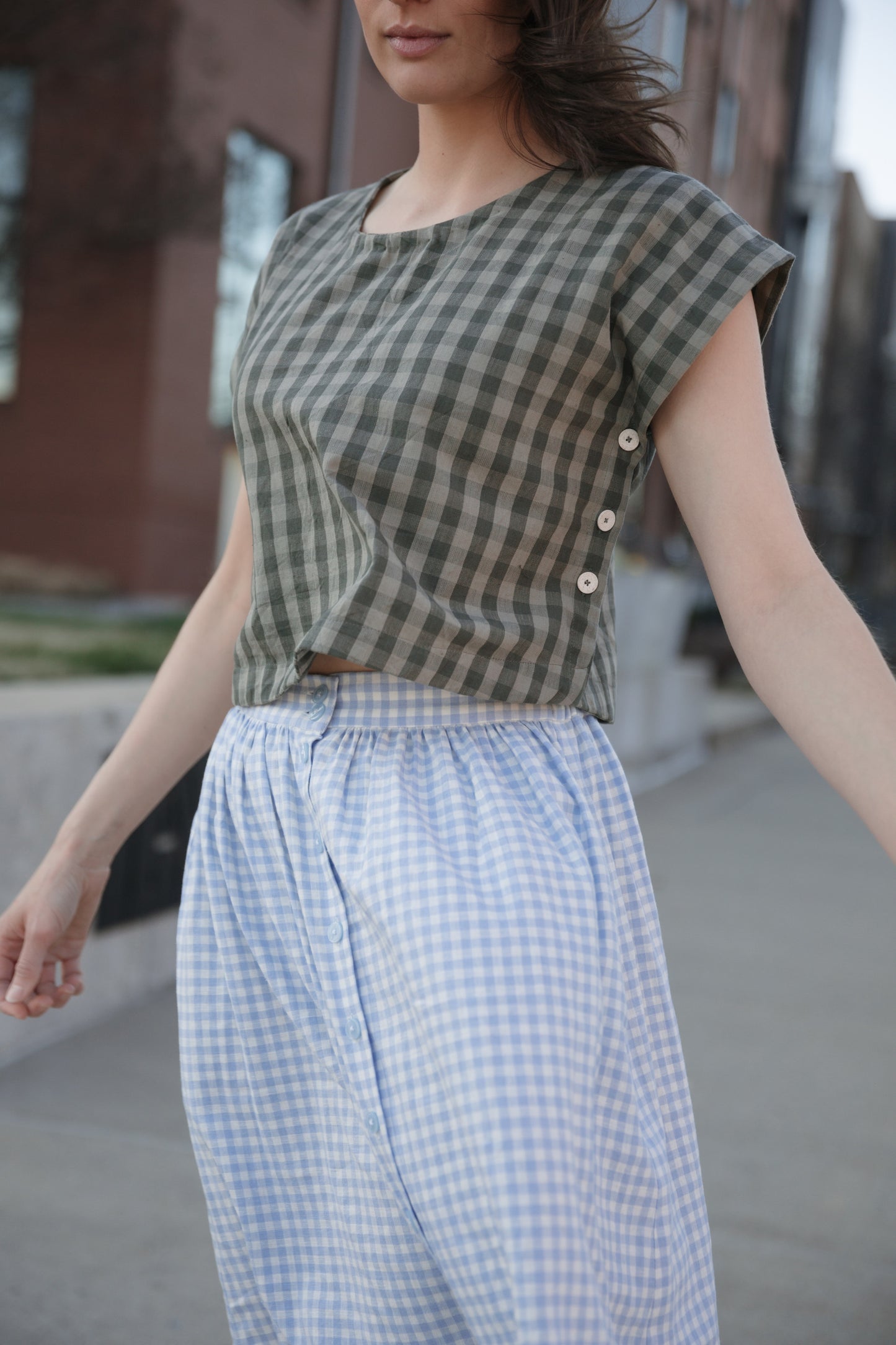 Perry Gathered Midi Skirt in Sea Blue Gingham - L Left