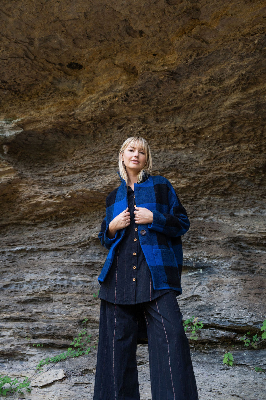 Katie Handwoven Cotton Black Cropped Shirt