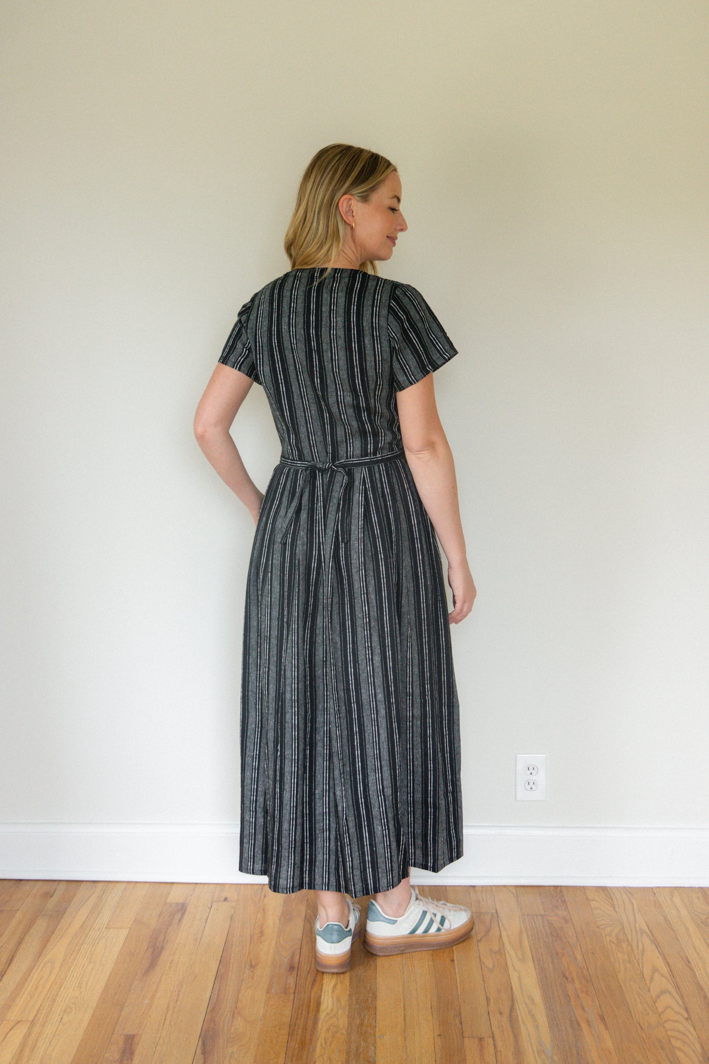 June Dress in Black and White Linen