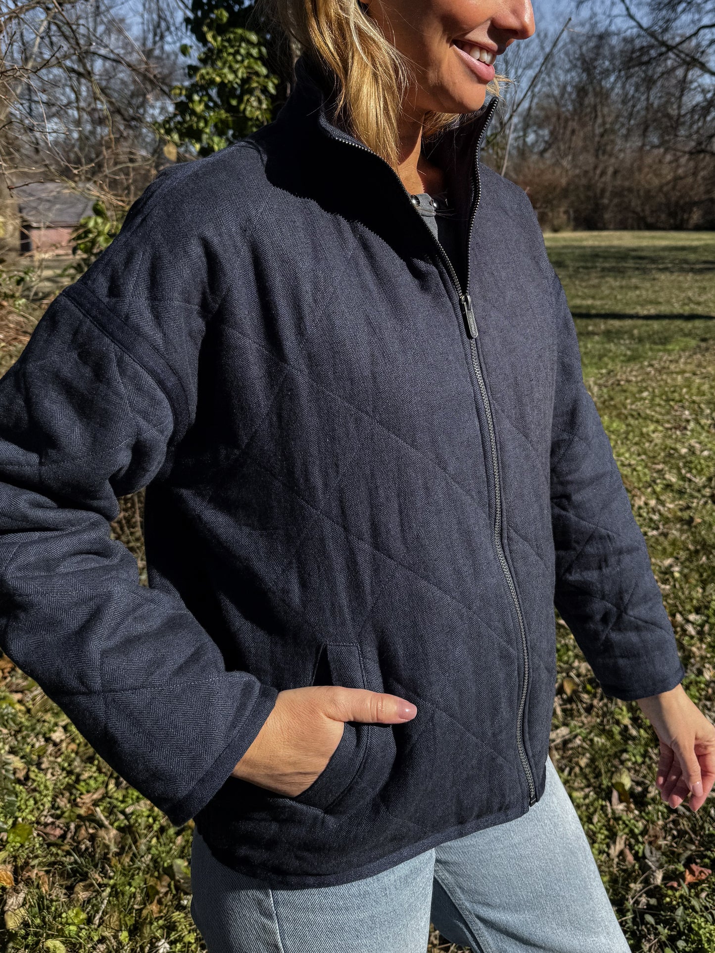 Jamie Linen Quilted Jacket in Navy Made to Order