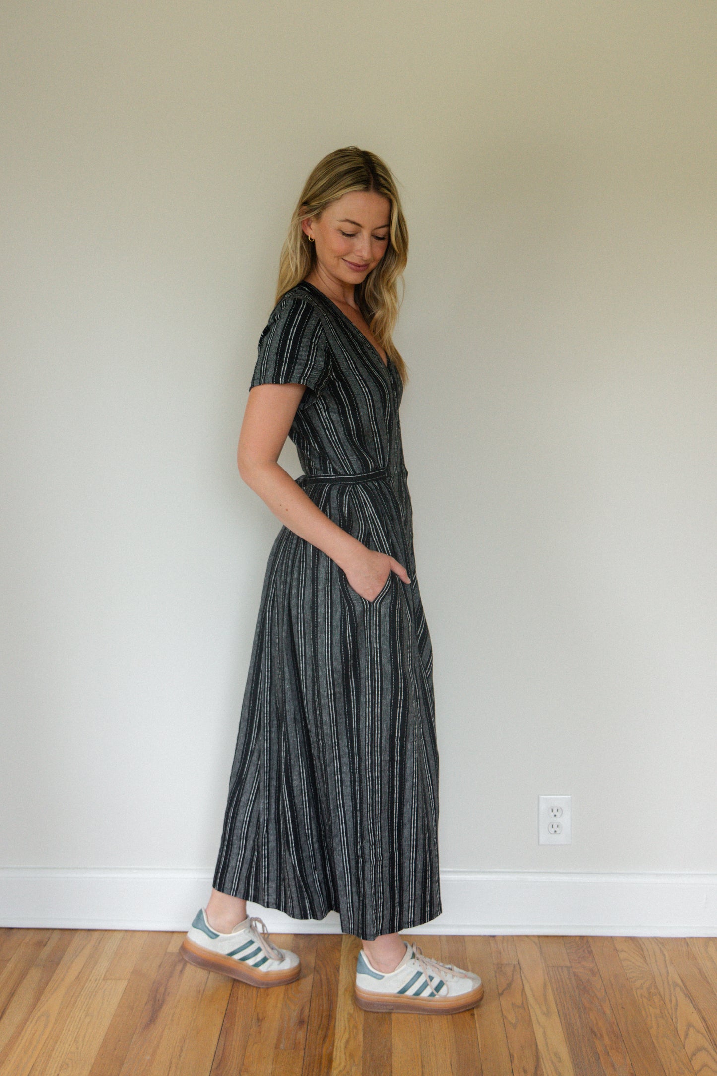 June Dress in Black and White Linen