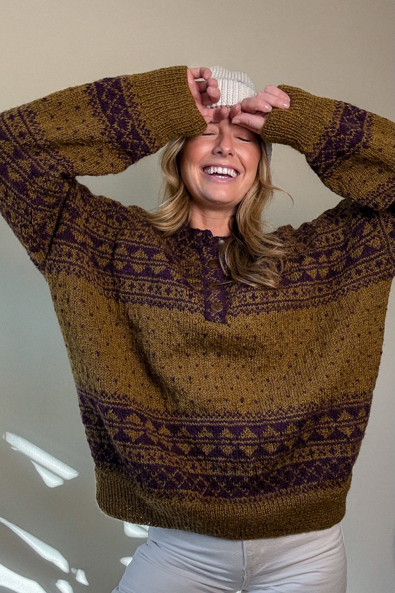 Finn V-Neck Wool Sweater - Pre-Order 10/30 – LizAlig