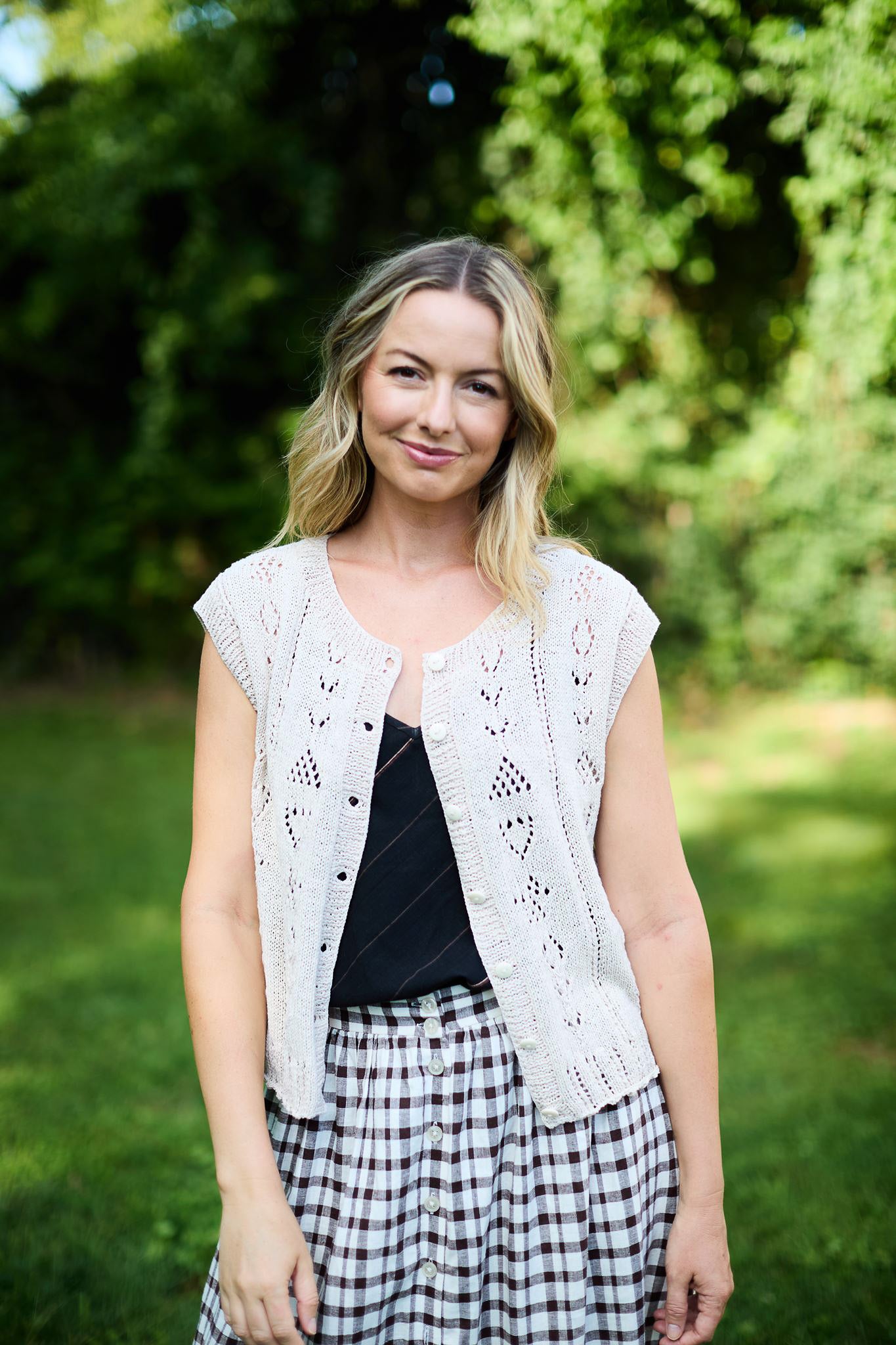 Maria Hand Knit Cotton Vest in Cream