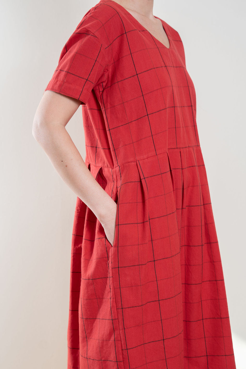 Eloise Handwoven Cotton Dress in Red - L Sample