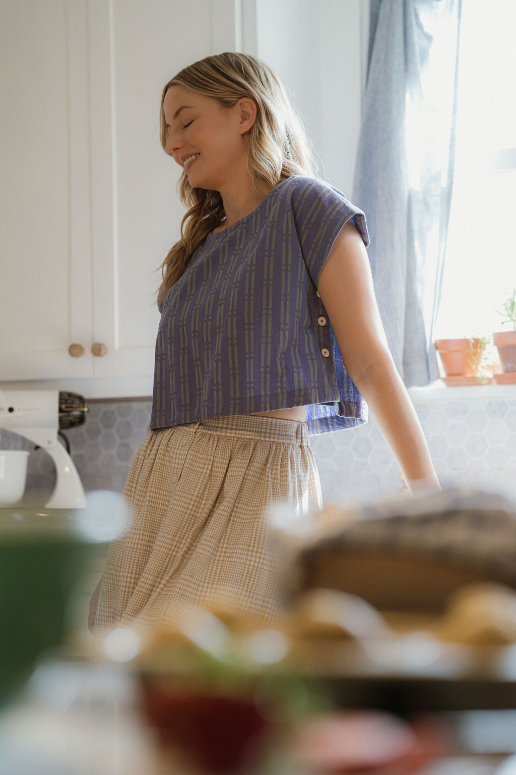 Katie Handwoven Cotton Crop Set in Periwinkle and Kelly Green