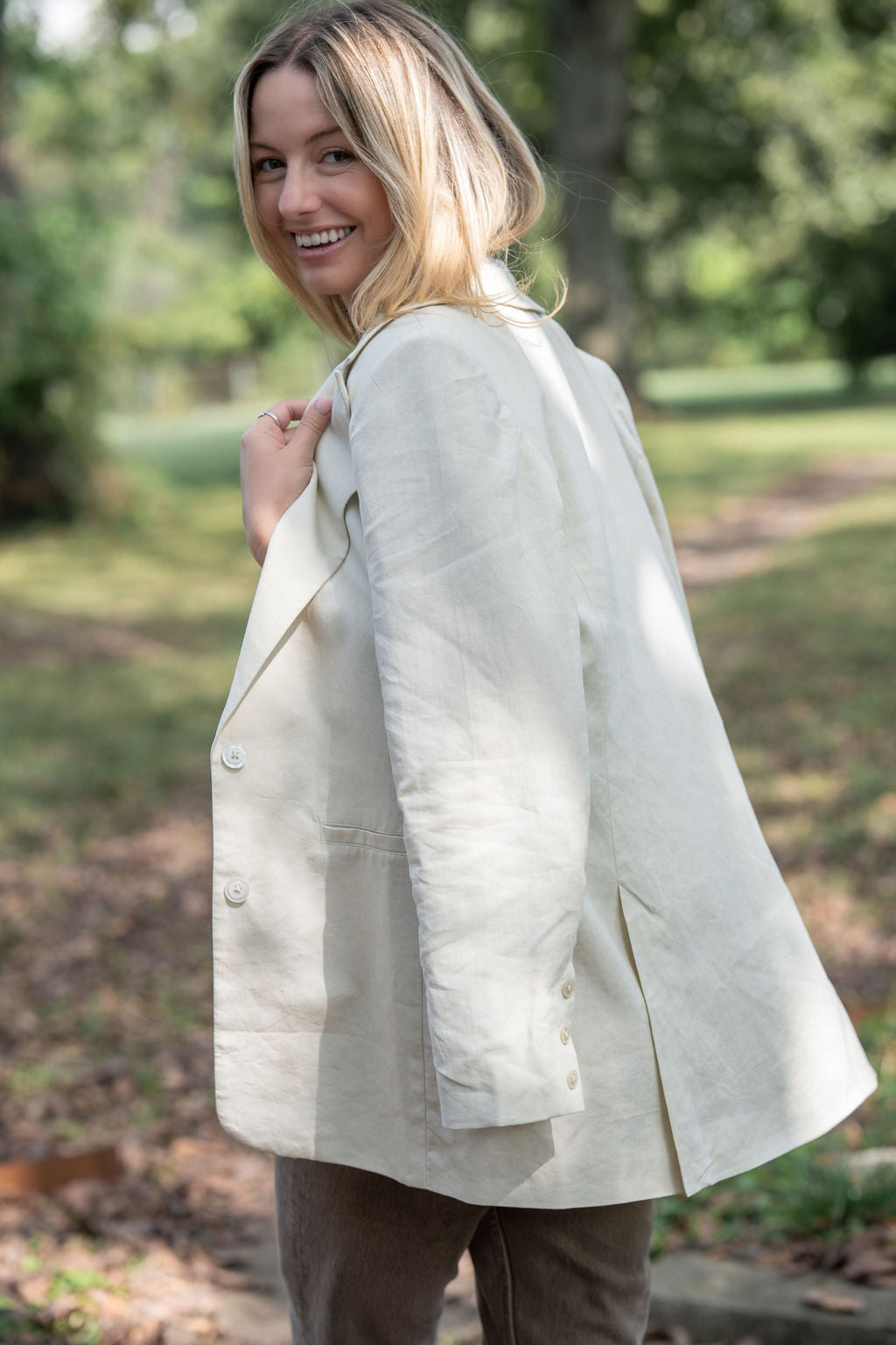 Classic Linen Blazer in Navy Fishbone or Beige Linen Made to Order