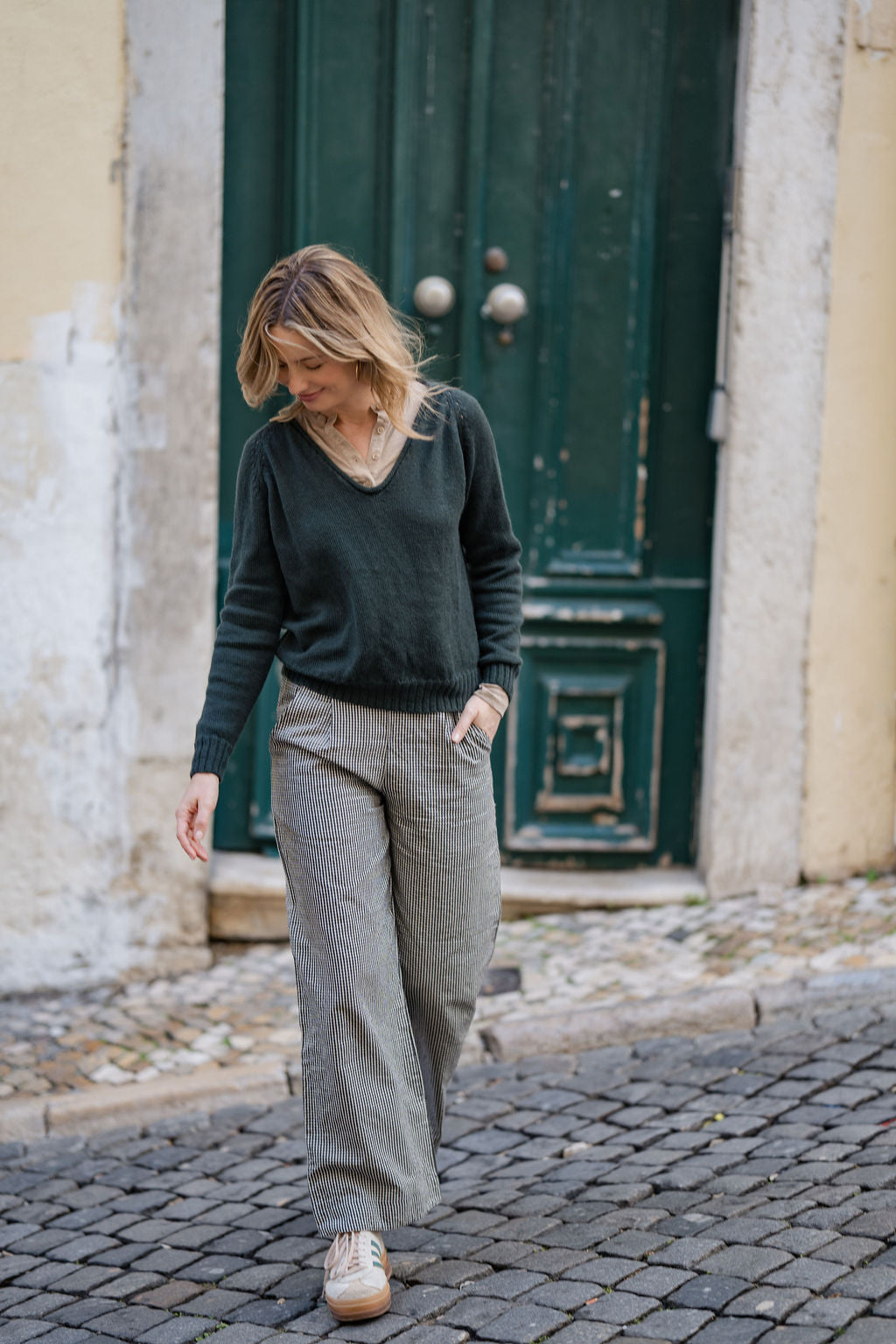 Georgia Pullover Sweater in Dark Green