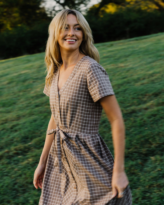 June Dress in Beige Plaid