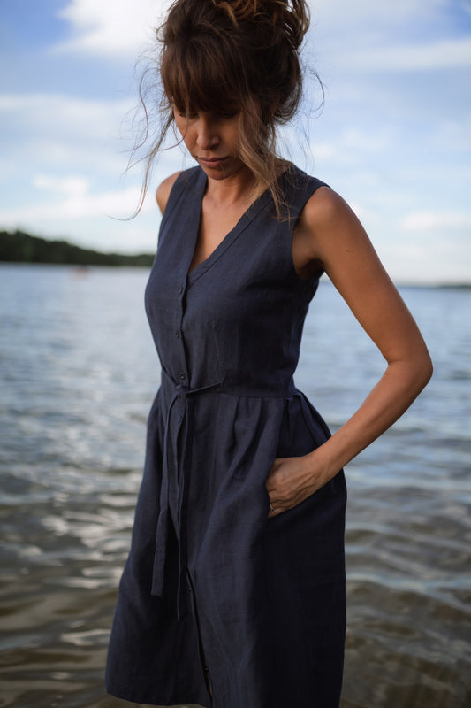 June Dress Sleeveless in Navy Linen - XL