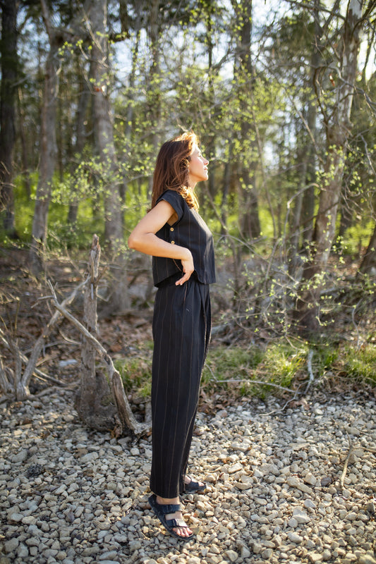 Katie Handwoven Cotton Set in Black - L Pants Left