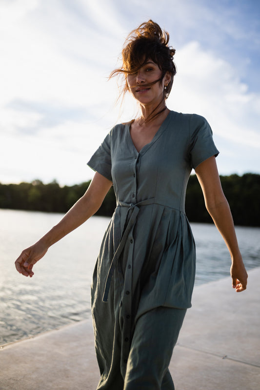 June Dress Short Sleeves in Sage Green Linen/Cotton